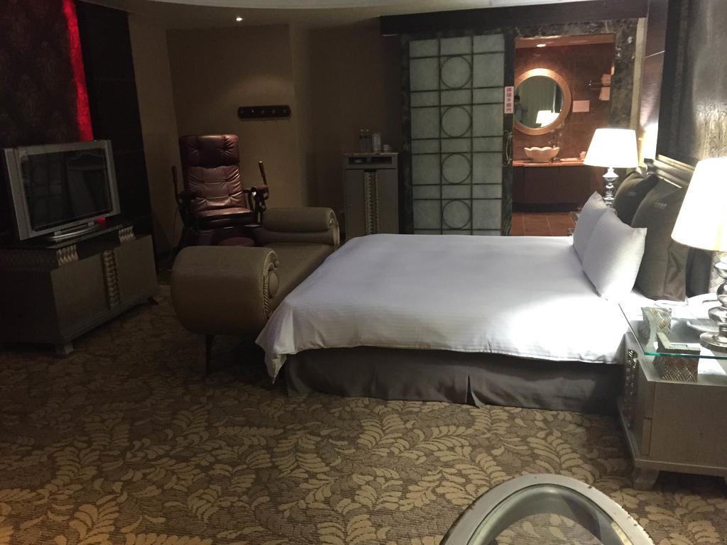 Crystal Business Motel Χσιντσού Εξωτερικό φωτογραφία