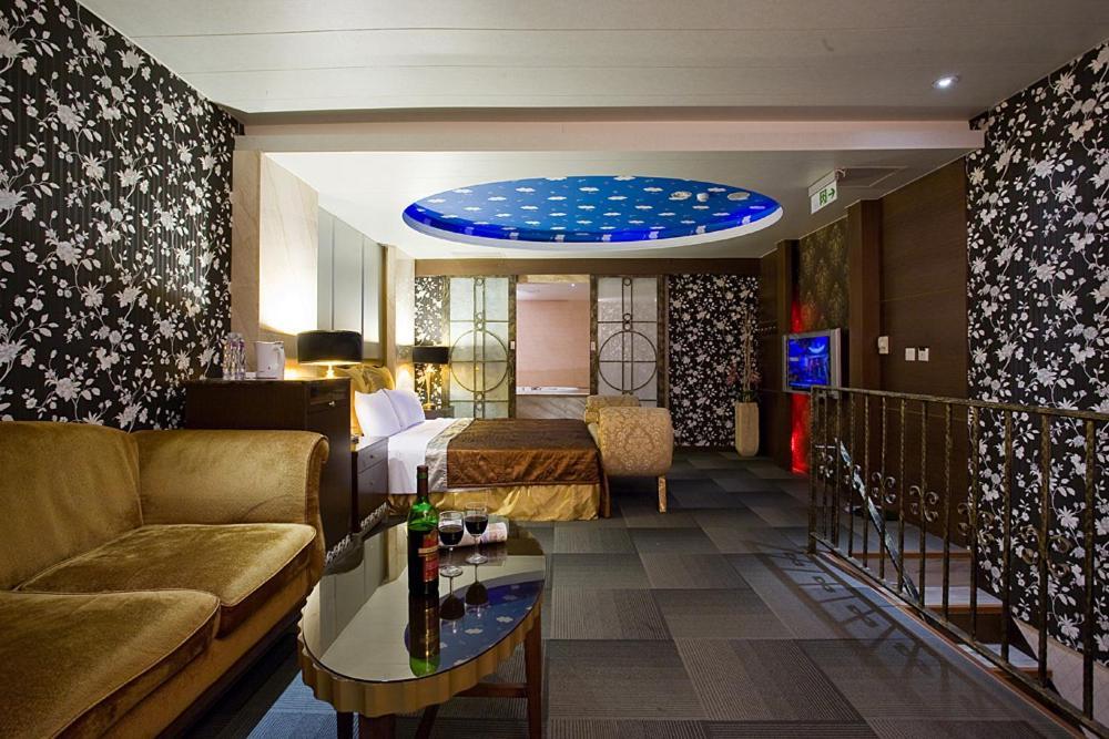 Crystal Business Motel Χσιντσού Εξωτερικό φωτογραφία